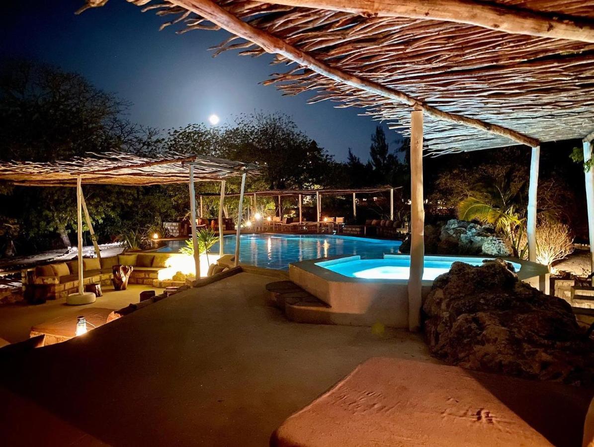 Rock And Sea Resort Ватаму Экстерьер фото