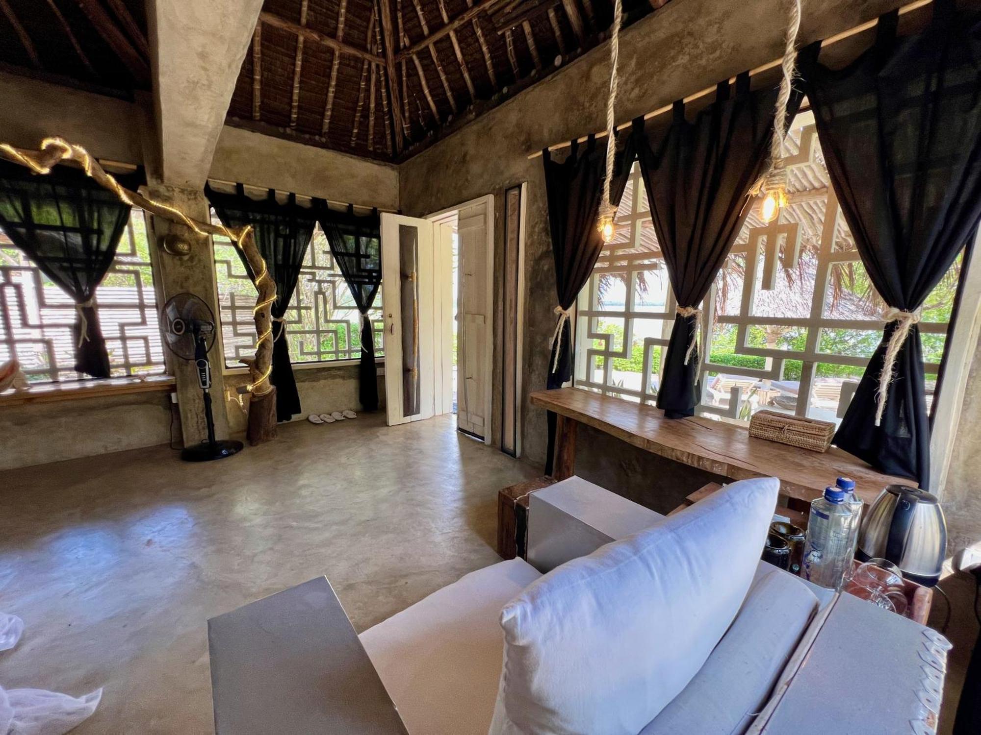 Rock And Sea Resort Ватаму Экстерьер фото