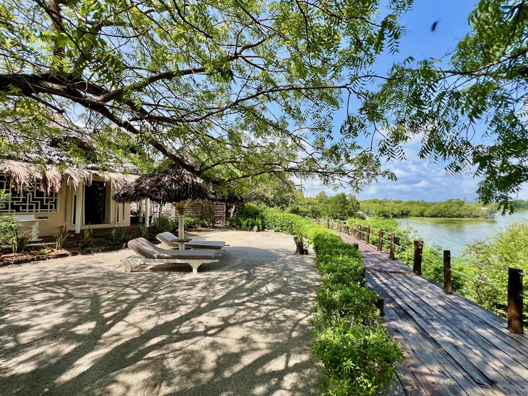 Rock And Sea Resort Ватаму Экстерьер фото